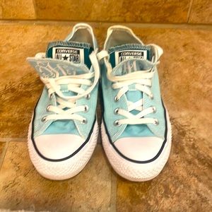 Mint green converse